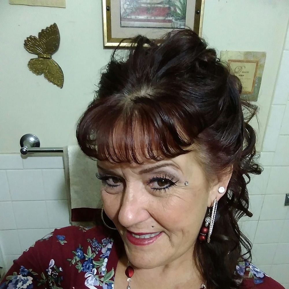 Meet your Posher, Lana